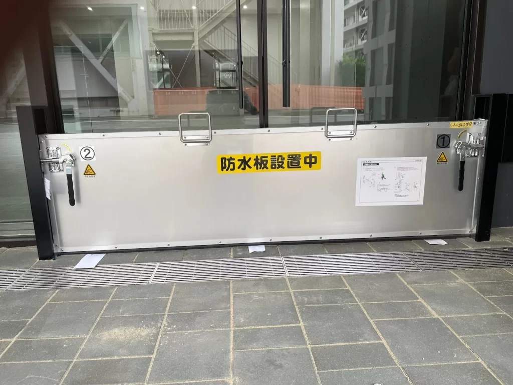 西南学院大学新体育館・プール棟 防水板設置工事