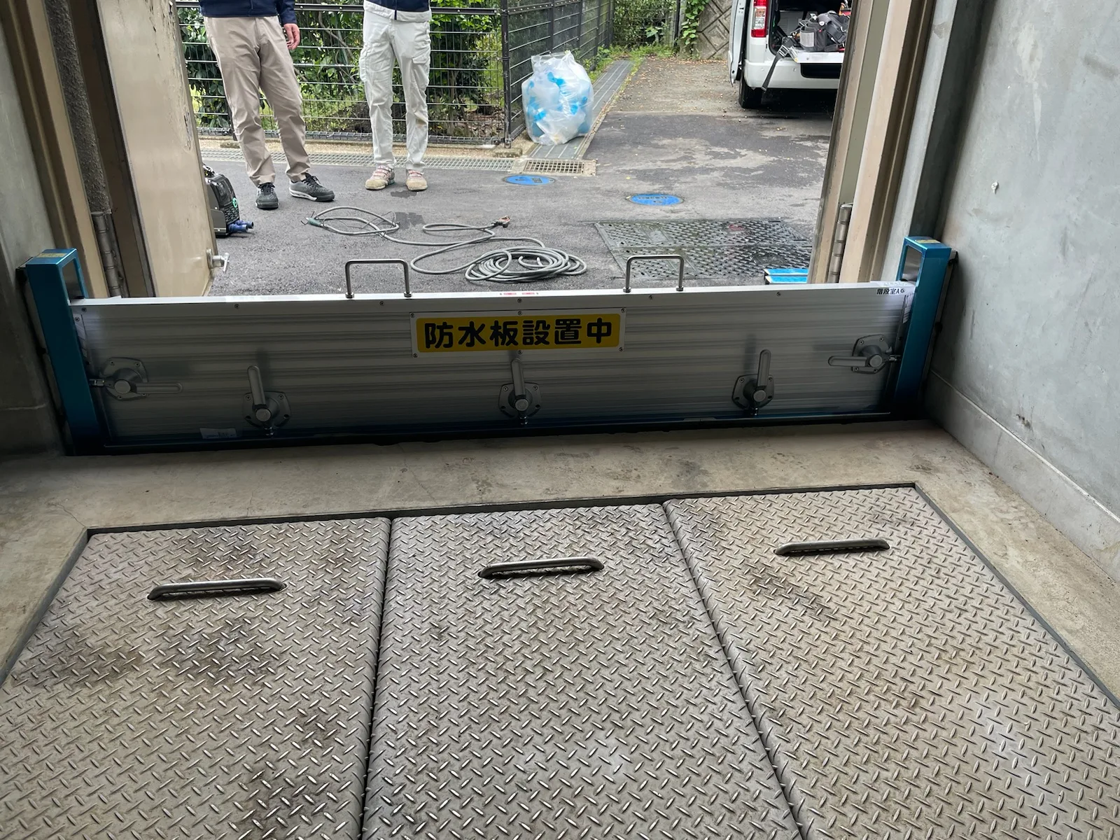 弓削ポンプ場 防水板設置工事