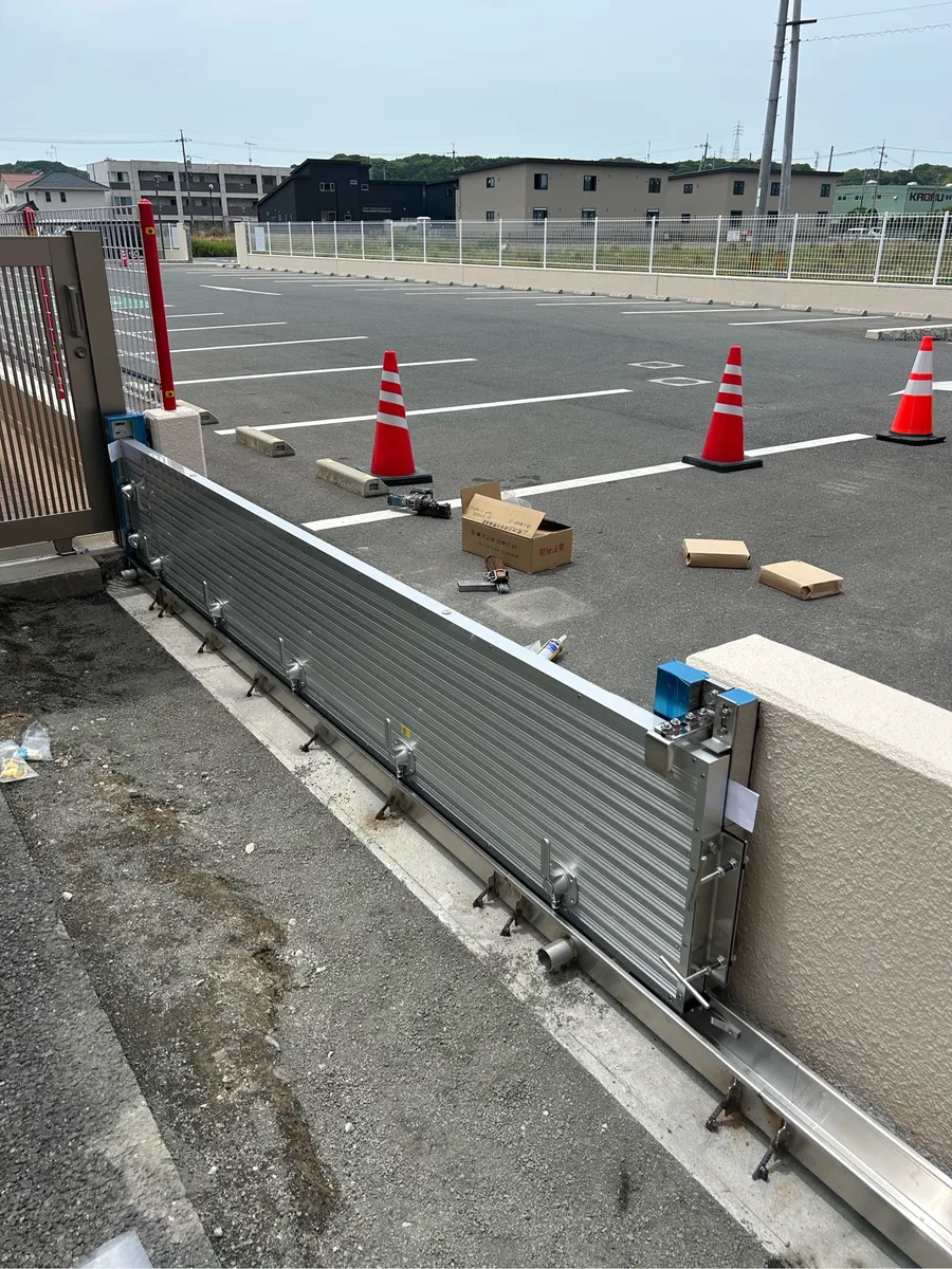 山陽地区保育園 防水板設置工事