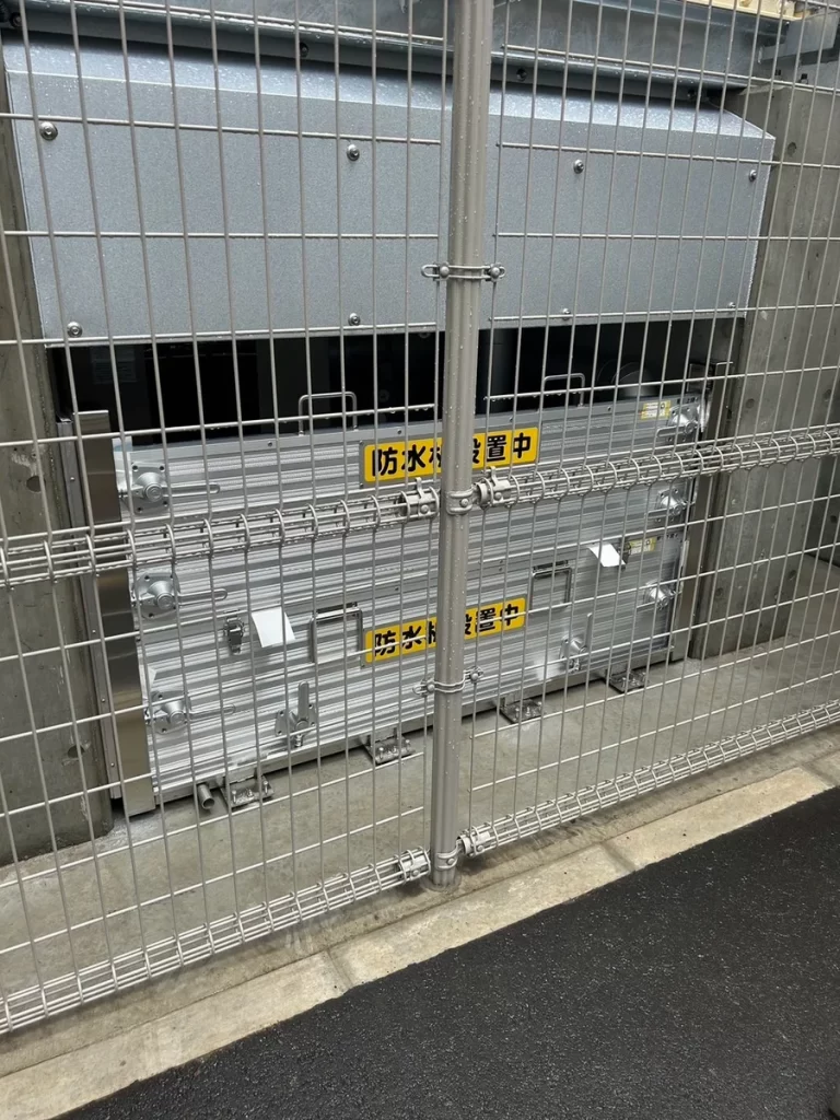 北九州銀行本店 防水板設置工事